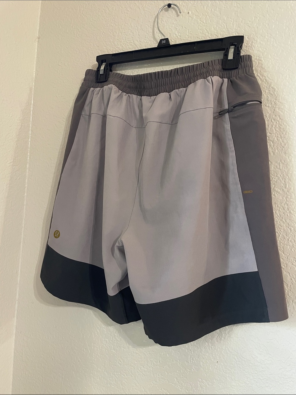 lululemon athletica Men's Two-Tone purple and Dark Gray Athletic Shorts